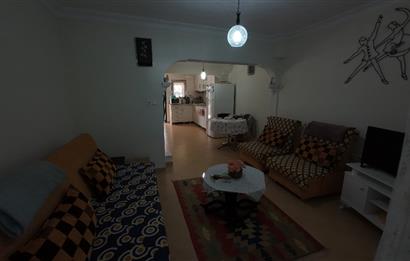 Altınoluk'ta, denize 200 metre mesafede, 3+1, bahçeli, müstakil ev