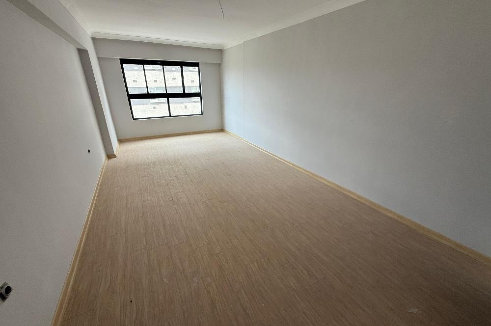 GÜNEŞEVLERDE SATILIK 4+1 SIFIR DAİRE 155 M² KAPALI OTOPARKLI