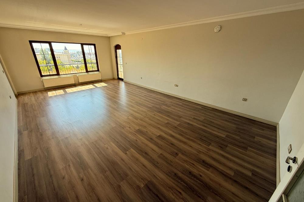 275 ETAP - SİTE İÇERİSİNDE - ANAYOLA YAKIN - GB CEPHE - ARAKAT -