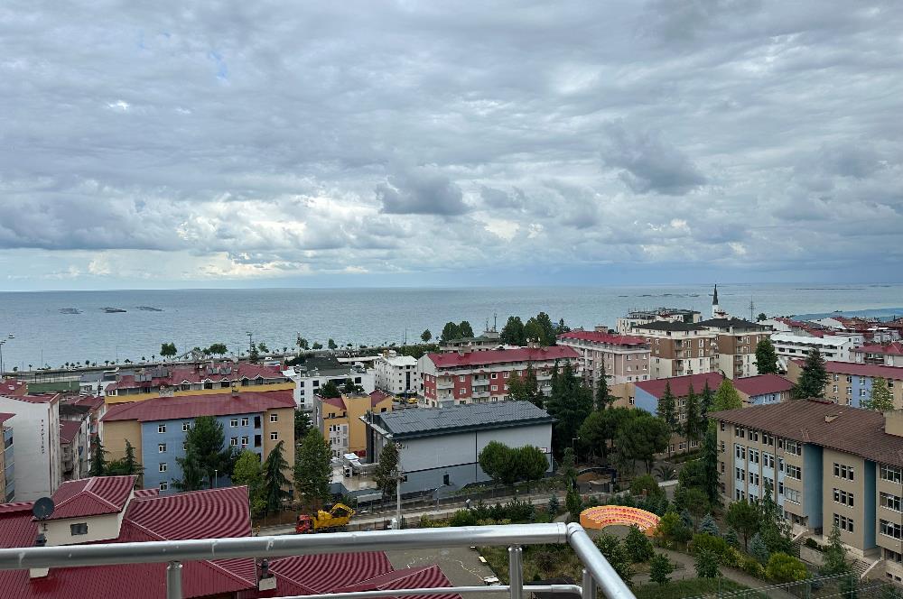 M21 TEAM'den HALİÇPARK SİTESİ - YOMRA DENİZ MANZARALI 3+1