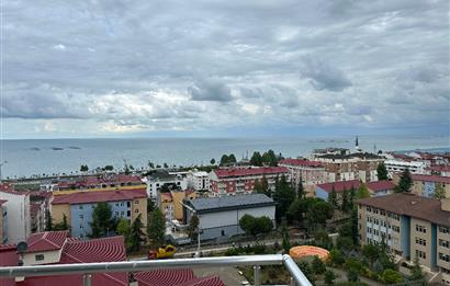 M21 TEAM'den HALİÇPARK SİTESİ - YOMRA DENİZ MANZARALI 3+1