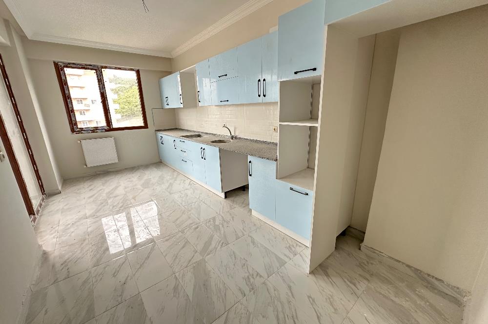 M21 TEAM'den HALİÇPARK SİTESİ - YOMRA DENİZ MANZARALI 3+1