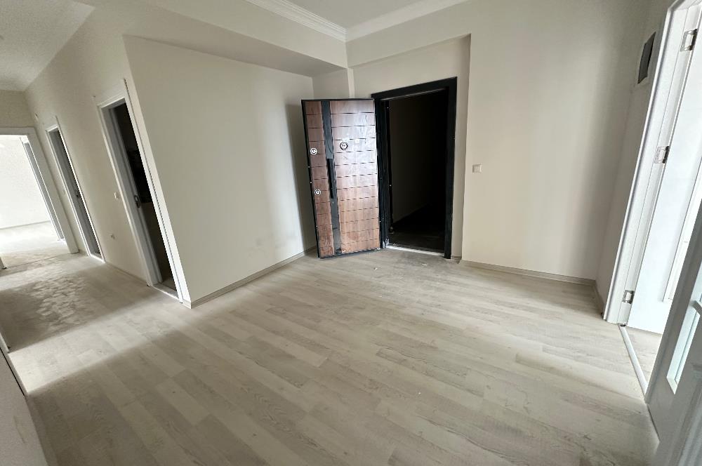 M21 TEAM'den HALİÇPARK SİTESİ - YOMRA DENİZ MANZARALI 3+1