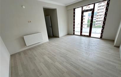 M21 TEAM'den HALİÇPARK SİTESİ - YOMRA DENİZ MANZARALI 3+1