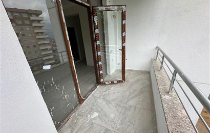 M21 TEAM'den HALİÇPARK SİTESİ - YOMRA DENİZ MANZARALI 3+1