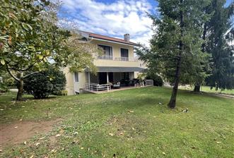 ÇAVUŞBAŞI ÇENGELDERE’DE SİTE İÇERİSİNDE 5+1 300m2 VİLLA - 1 - 29306