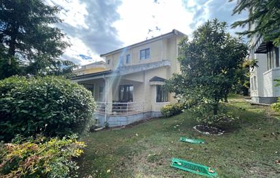 ÇAVUŞBAŞI ÇENGELDERE’DE SİTE İÇERİSİNDE 5+1 300m2 VİLLA