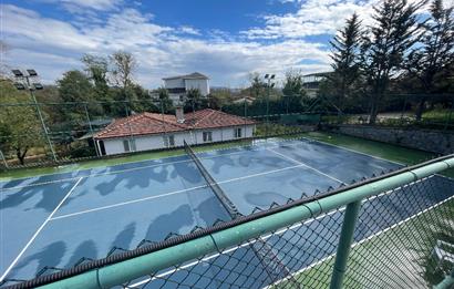 ÇAVUŞBAŞI ÇENGELDERE’DE SİTE İÇERİSİNDE 5+1 300m2 VİLLA