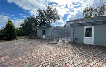 ÇAVUŞBAŞI ÇENGELDERE’DE SİTE İÇERİSİNDE 5+1 300m2 VİLLA