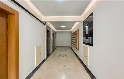 C21 BAL'DAN BALTOK SİTESİ'NDE GENİŞ VE KULLANIŞLI 2+1 DAİRE