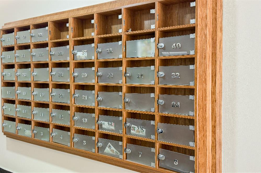 C21 BAL'DAN BALTOK SİTESİ'NDE GENİŞ VE KULLANIŞLI 2+1 DAİRE