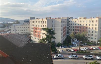 ADAPAZARI ARAŞTIRMA HASTANESİ KARŞISI SATILIK BÜYÜK 2+1 DAİRE