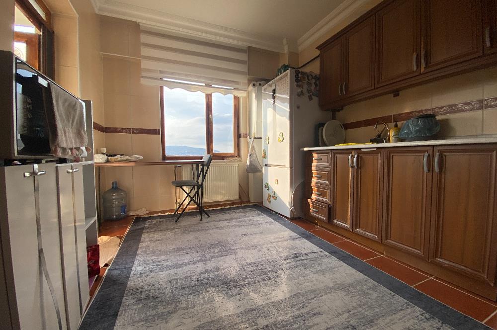 ADAPAZARI ARAŞTIRMA HASTANESİ KARŞISI SATILIK BÜYÜK 2+1 DAİRE