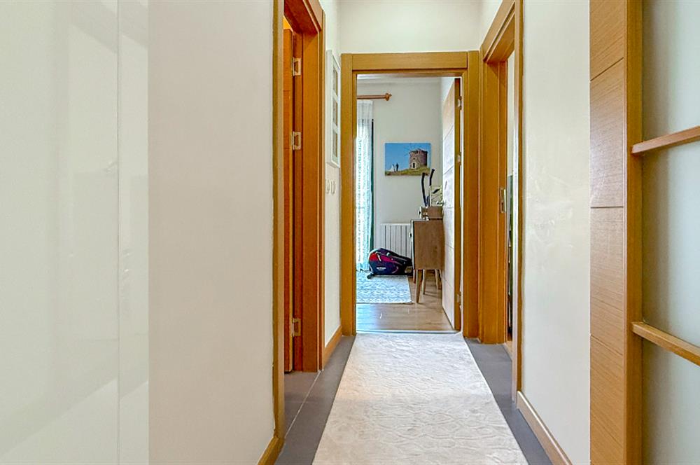 C21 BAL'DAN BALTOK SİTESİ'NDE GENİŞ VE KULLANIŞLI 2+1 DAİRE