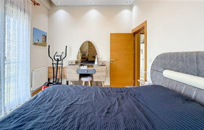 C21 BAL'DAN BALTOK SİTESİ'NDE GENİŞ VE KULLANIŞLI 2+1 DAİRE