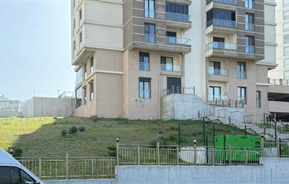 C21 BAL'DAN BALTOK SİTESİ'NDE GENİŞ VE KULLANIŞLI 2+1 DAİRE