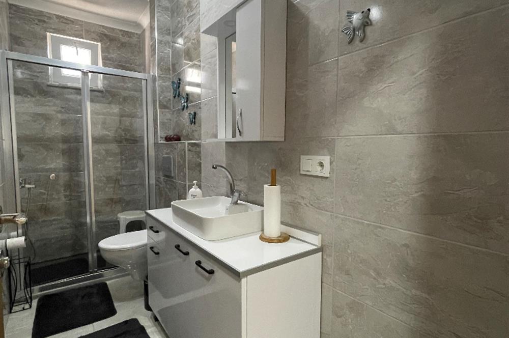 ALEMDAĞ SARAY CADDESİ’NDE 2+1 4.KAT BALKONLU YENİ BİNA BOŞ DAİRE