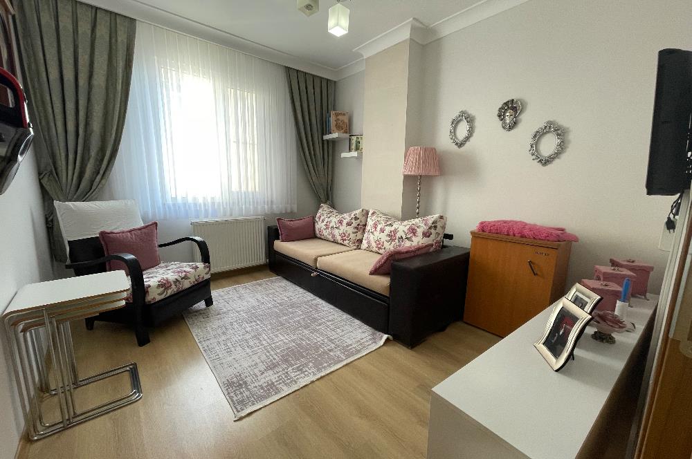 ALEMDAĞ SARAY CADDESİ’NDE 2+1 4.KAT BALKONLU YENİ BİNA BOŞ DAİRE