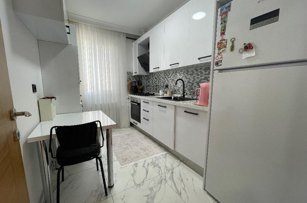 ALEMDAĞ SARAY CADDESİ’NDE 2+1 4.KAT BALKONLU YENİ BİNA BOŞ DAİRE