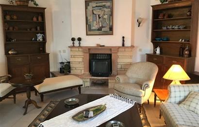 Bodrum Marina'ya Yakın Ahmet Köylü Sitesi'nde Satılık 6+2 Müstakil Villa