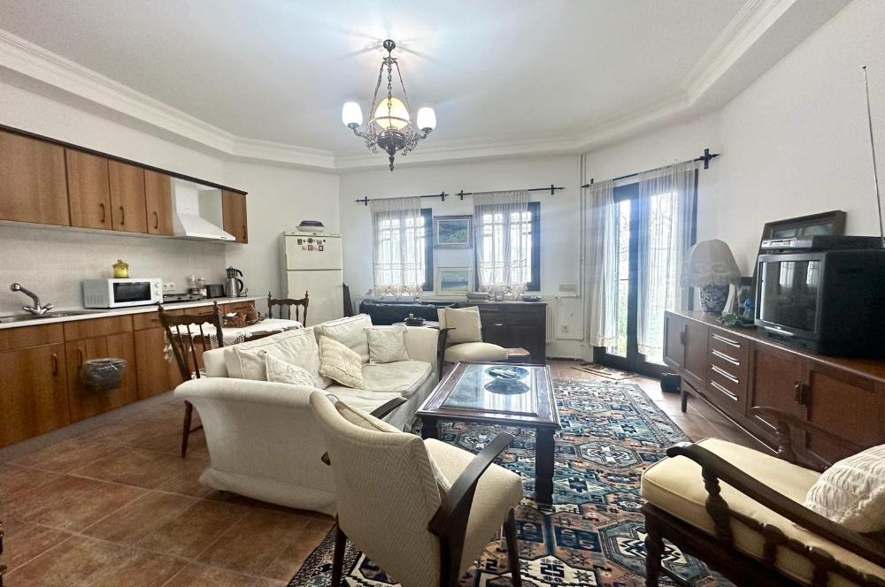 Bodrum Marina'ya Yakın Ahmet Köylü Sitesi'nde Satılık 6+2 Müstakil Villa