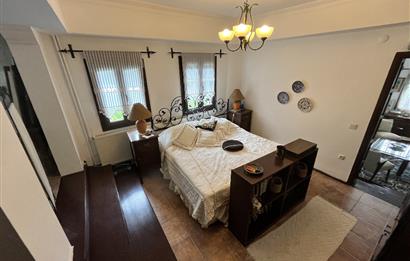 Bodrum Marina'ya Yakın Ahmet Köylü Sitesi'nde Satılık 6+2 Müstakil Villa