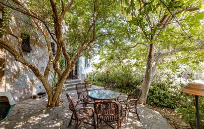 Bodrum Marina'ya Yakın Ahmet Köylü Sitesi'nde Satılık 6+2 Müstakil Villa