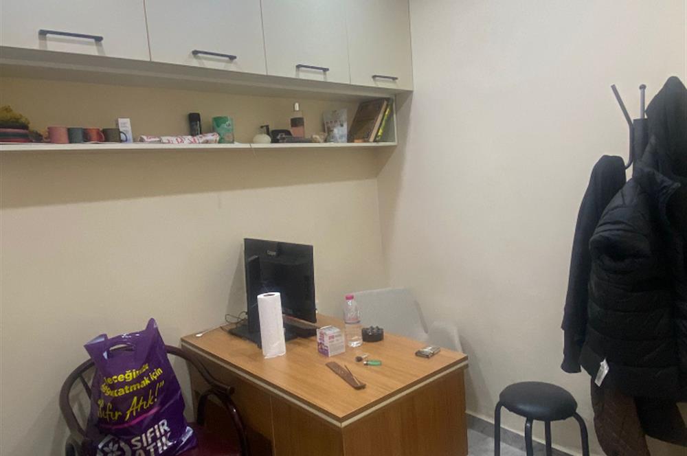 KARTAL MERKEZ ÜSKÜDAR CADDESİ' NDE KİRALIK DÜKKAN