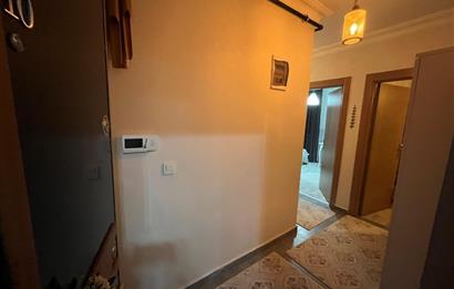 PENDİK GÜLLÜBAĞLAR METROYA YAKIN ARAKAT BALKONLU SATILIK 2+1 EV