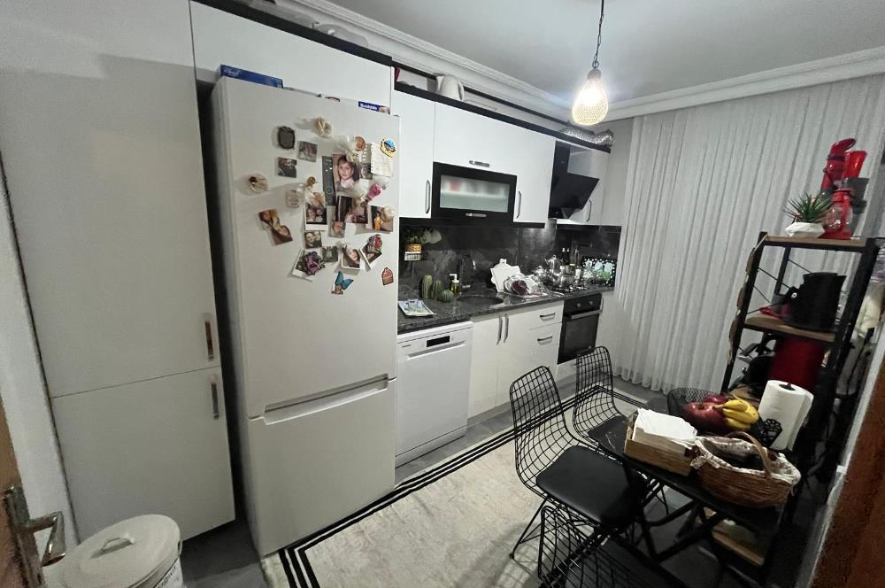 PENDİK GÜLLÜBAĞLAR METROYA YAKIN ARAKAT BALKONLU SATILIK 2+1 EV