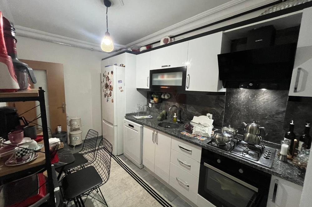 PENDİK GÜLLÜBAĞLAR METROYA YAKIN ARAKAT BALKONLU SATILIK 2+1 EV