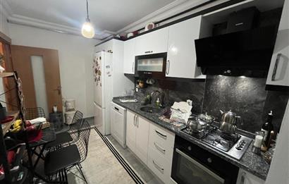 PENDİK GÜLLÜBAĞLAR METROYA YAKIN ARAKAT BALKONLU SATILIK 2+1 EV