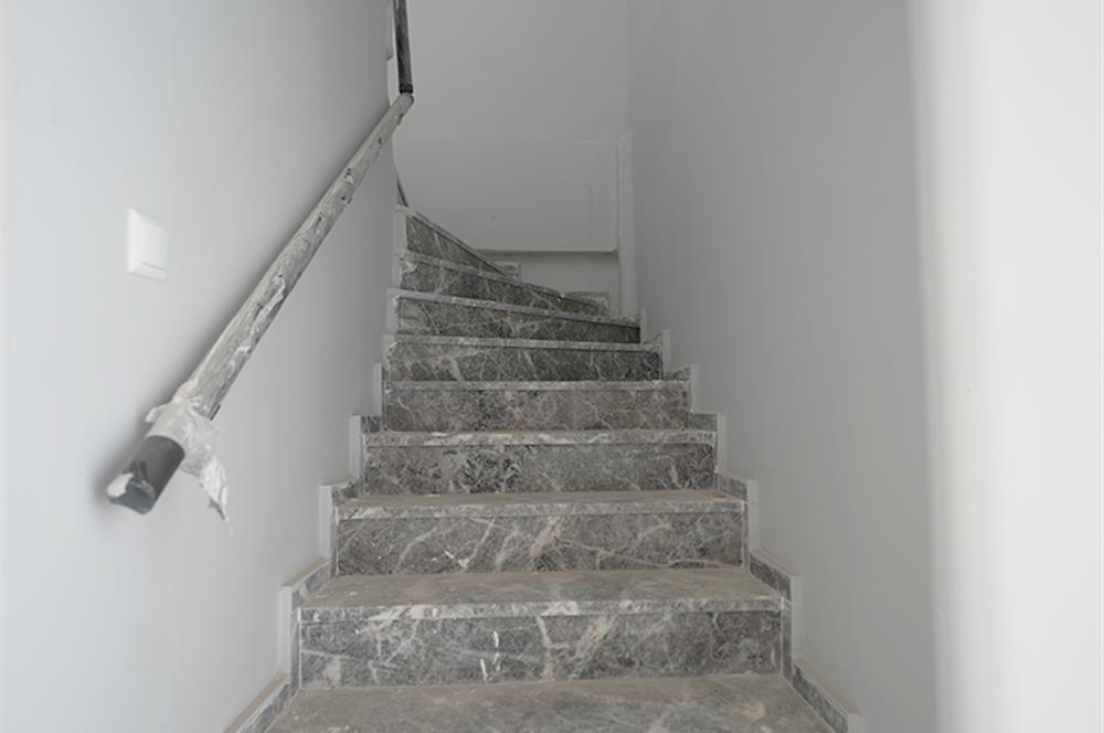 C21 Cius; Hastane Yolu Civarı 5+1 Dubleks Sıfır Satılık Daire