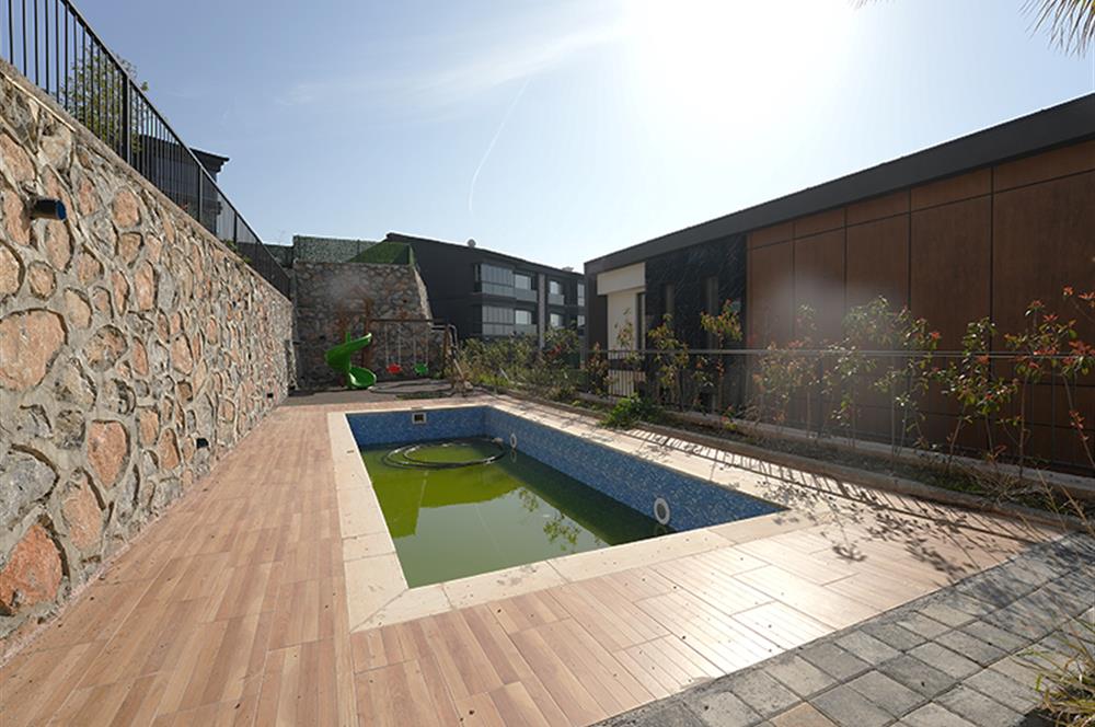 C21 Cius; Deniz Manzaralı Havuzlu Site İçerisinde Satılık 3,5+1 Daire