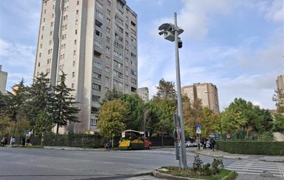 KONUMUYLA AYRICALIKLI,DONANIMIYLA EKSKSİZ 3+1 GENİŞ AİLE DAİRESİ