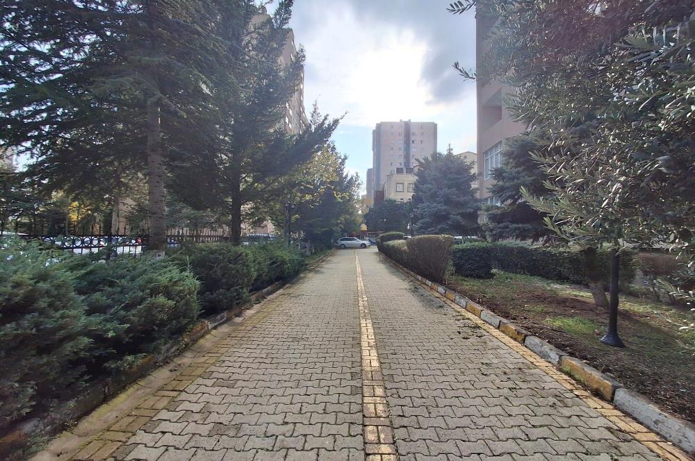 KONUMUYLA AYRICALIKLI,DONANIMIYLA EKSKSİZ 3+1 GENİŞ AİLE DAİRESİ