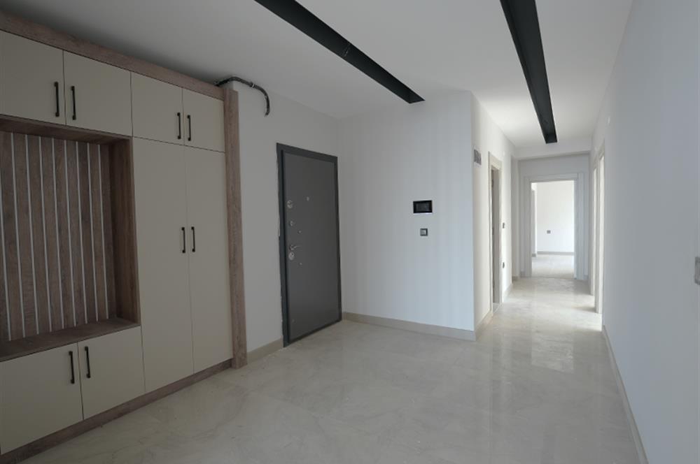 C21 Cius; Deniz Manzaralı Havuzlu Site İçerisinde Satılık 3,5+1 Daire