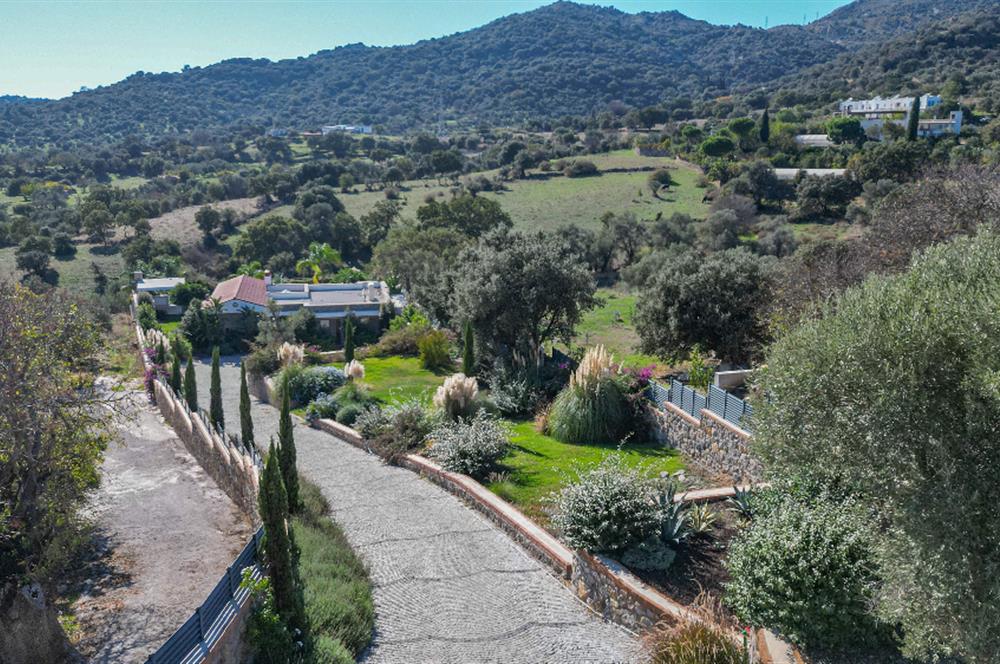 Bodrum Yakaköy 2.766 m2 Arsa Paylı Doğa Manzaralı Tam Müstakil Villa