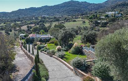 Bodrum Yakaköy 2.766 m2 Arsa Paylı Doğa Manzaralı Tam Müstakil Villa