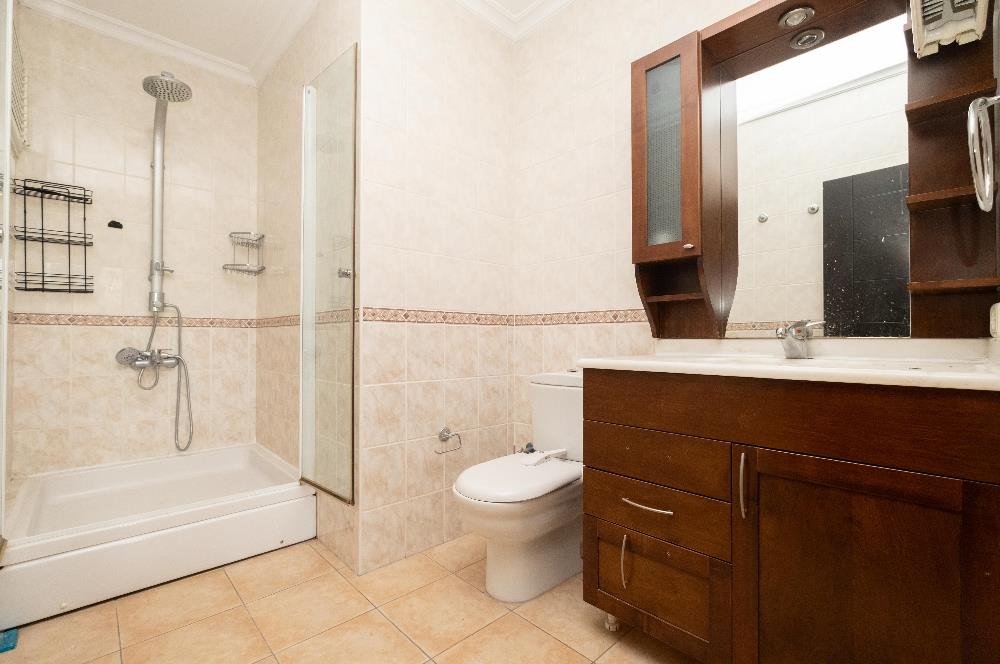 İDAALTEPE'DE GENİŞ FERAH GÜVENLİ SAHİLE YAKIN 5+1 DUBLEKS