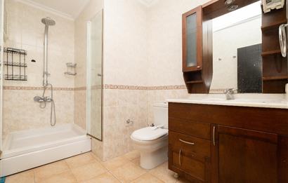 İDAALTEPE'DE GENİŞ FERAH GÜVENLİ SAHİLE YAKIN 5+1 DUBLEKS