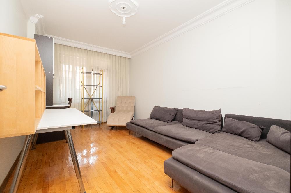 İDAALTEPE'DE GENİŞ FERAH GÜVENLİ SAHİLE YAKIN 5+1 DUBLEKS