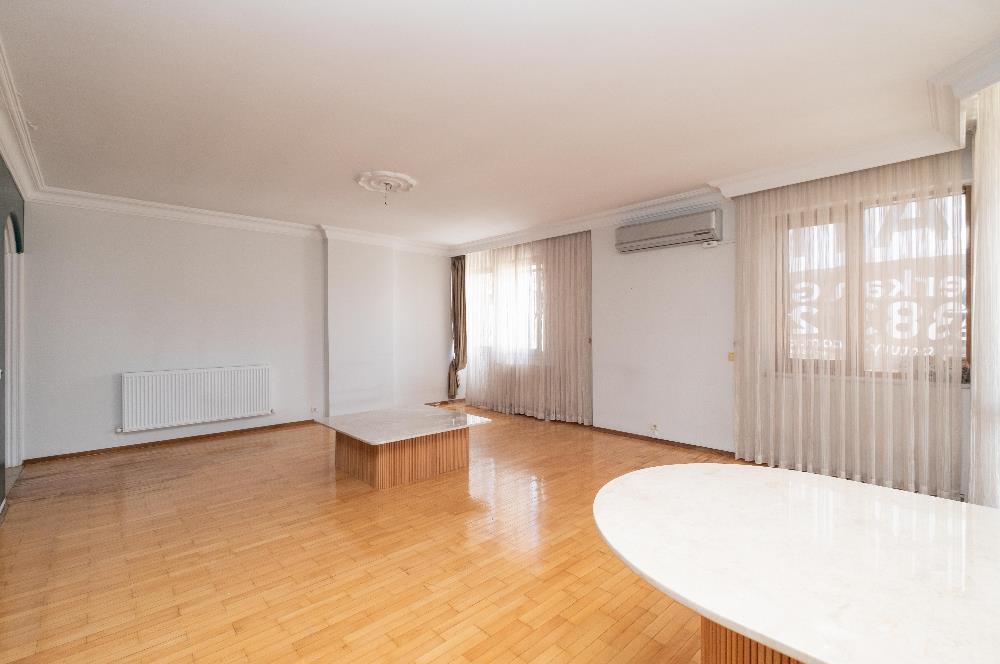 İDAALTEPE'DE GENİŞ FERAH GÜVENLİ SAHİLE YAKIN 5+1 DUBLEKS