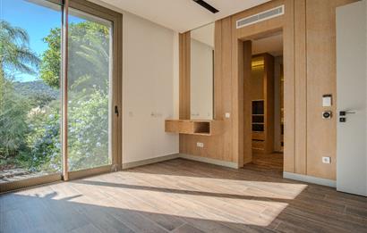 Bodrum Yakaköy 2.766 m2 Arsa Paylı Doğa Manzaralı Tam Müstakil Villa