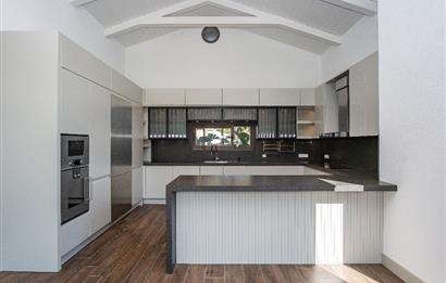 Bodrum Yakaköy 2.766 m2 Arsa Paylı Doğa Manzaralı Tam Müstakil Villa