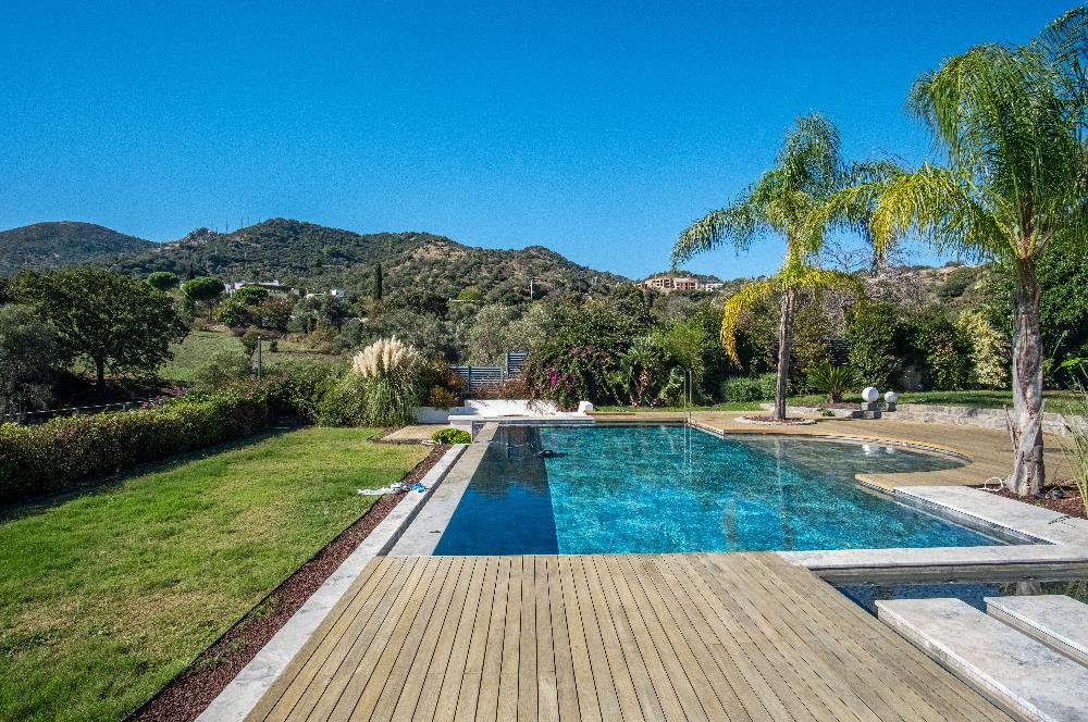 Bodrum Yakaköy 2.766 m2 Arsa Paylı Doğa Manzaralı Tam Müstakil Villa