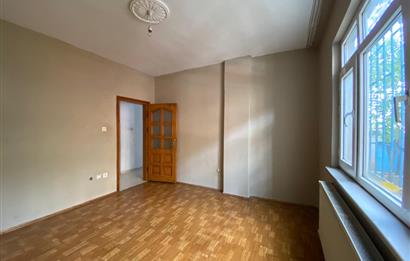 METROYA 1 DK YÜRÜME MESAFESİNDE 2+1 KİRALIK DAİRE