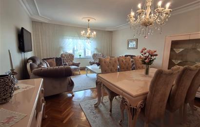 KONUMUYLA AYRICALIKLI,DONANIMIYLA EKSKSİZ 3+1 GENİŞ AİLE DAİRESİ