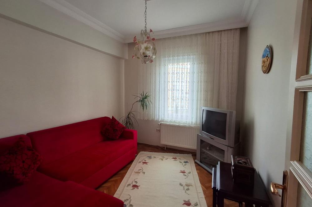 KONUMUYLA AYRICALIKLI,DONANIMIYLA EKSKSİZ 3+1 GENİŞ AİLE DAİRESİ