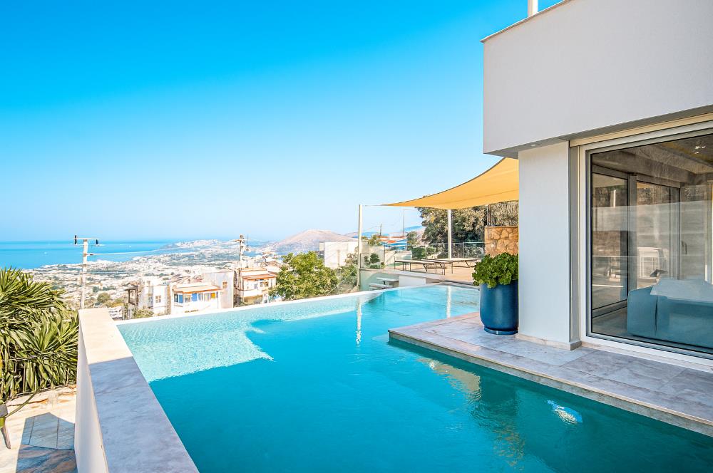 Bodrum Turgutreis’te Eşsiz Deniz ve Marina Manzaralı Lüks Villa